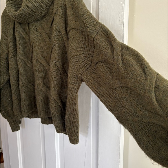 Madewell Somervell Modern Cable Cowl Neck Sweater - Picture 5 of 11